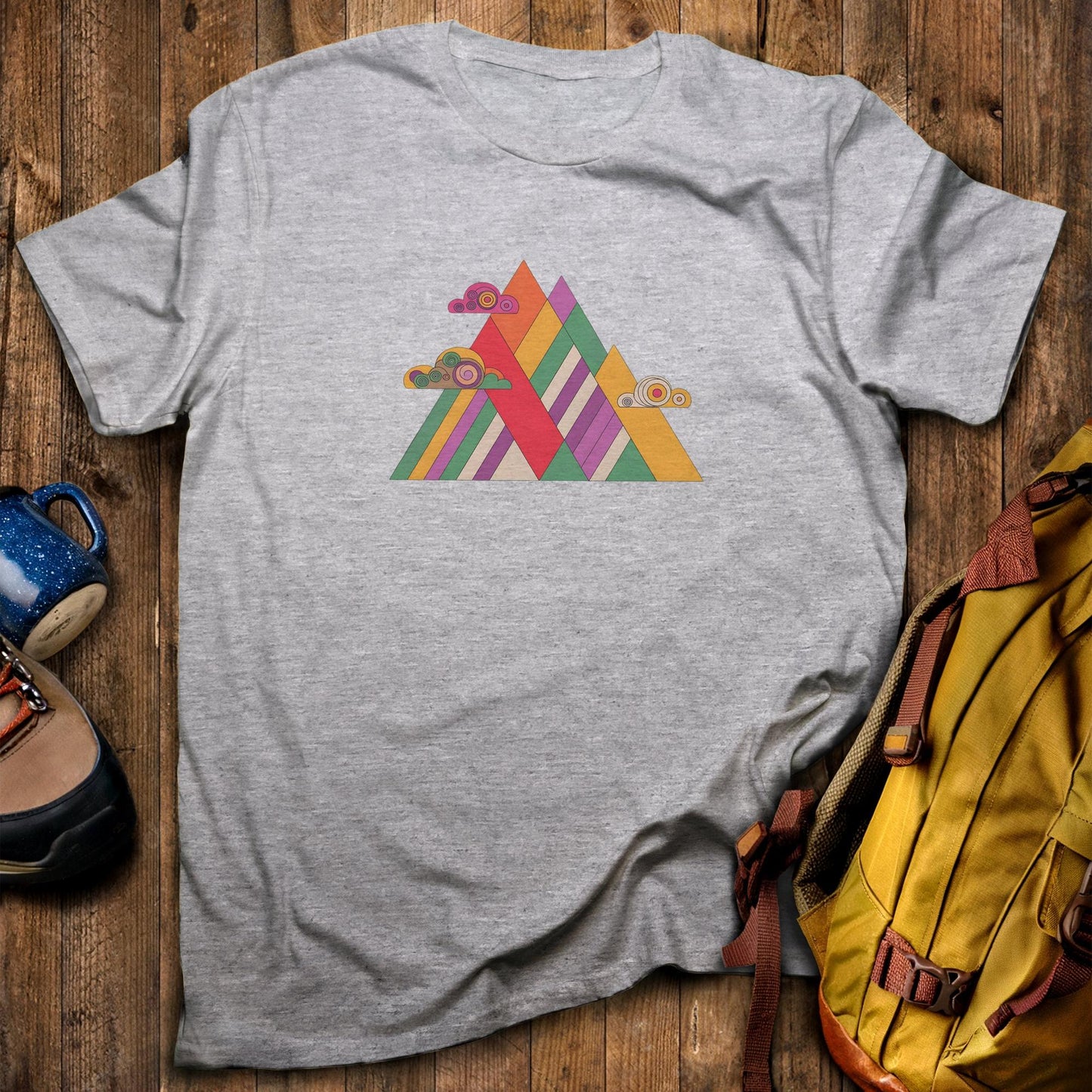 Retro Peaks T-Shirt Sport Grey Adventure and Outdoors Themed T-Shirt