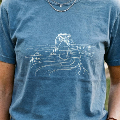 Arches Line Drawing Cotton T-Shirt