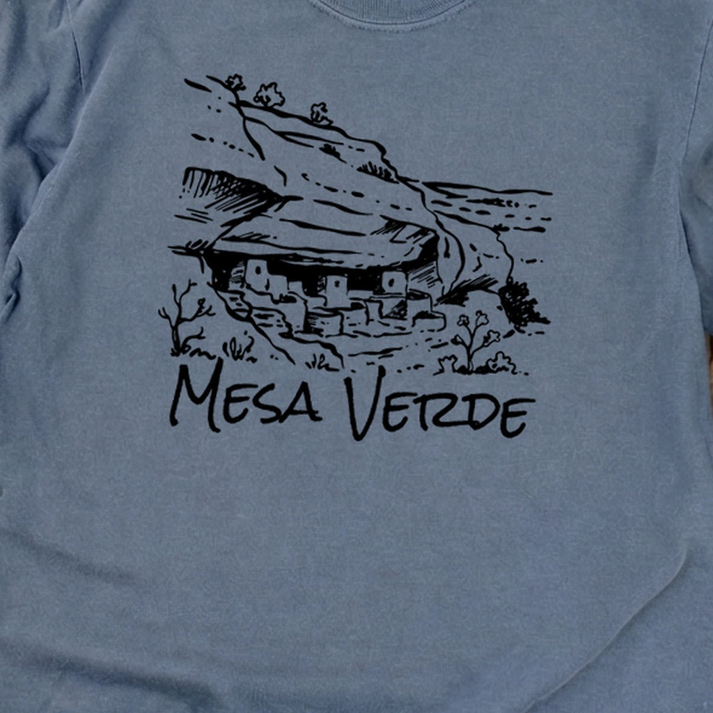 Mesa Verde National Park Line Drawing Premium Long Sleeve