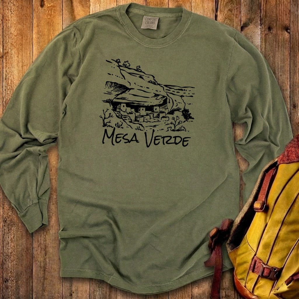 Mesa Verde National Park Line Drawing Premium Long Sleeve