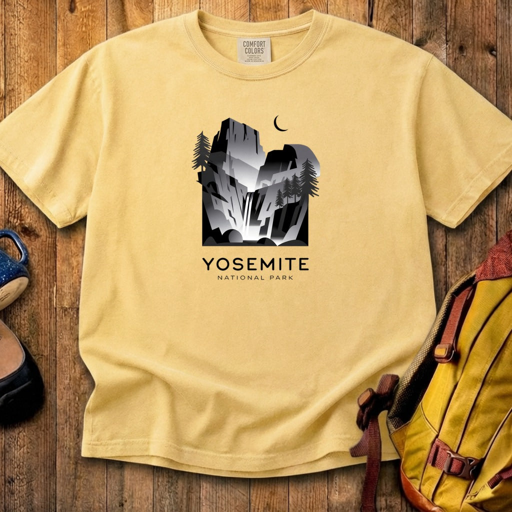 Yosemite National Park Noir Cotton T-Shirt