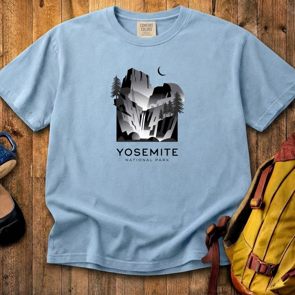 Yosemite National Park Noir Cotton T-Shirt