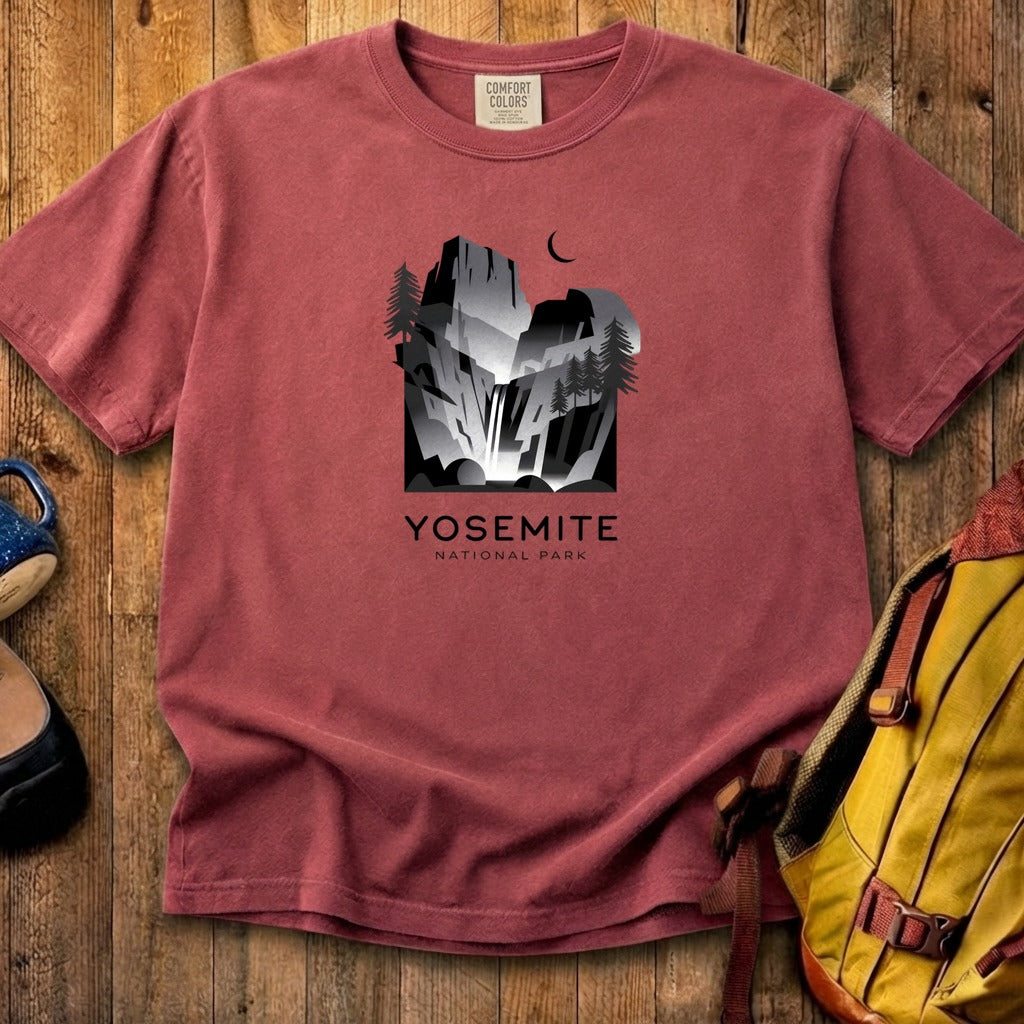 Yosemite National Park Noir Cotton T-Shirt