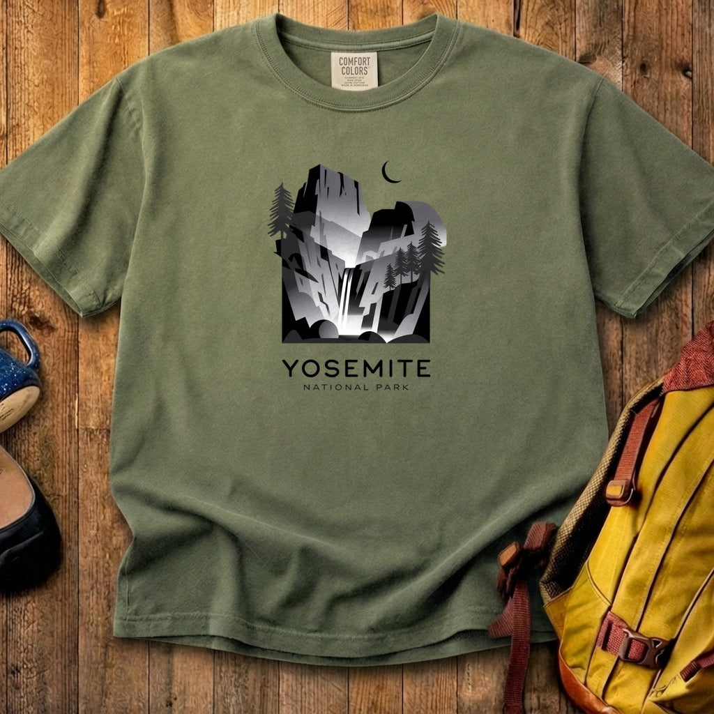 Yosemite National Park Noir Cotton T-Shirt