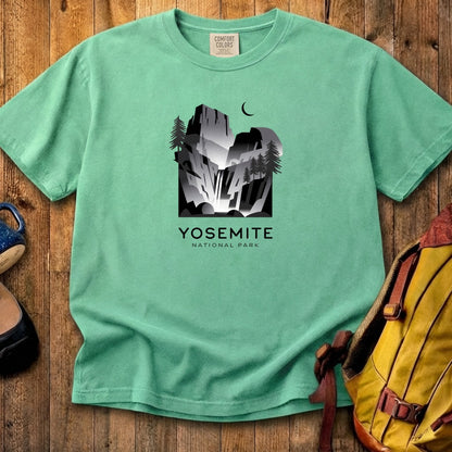 Yosemite National Park Noir Cotton T-Shirt