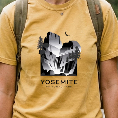 Yosemite National Park Noir Cotton T-Shirt