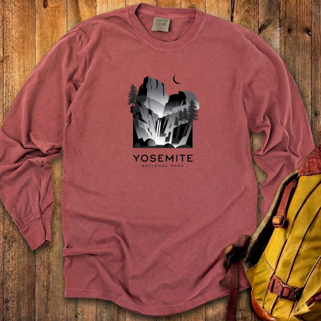 Yosemite National Park Noir Cotton Long Sleeve