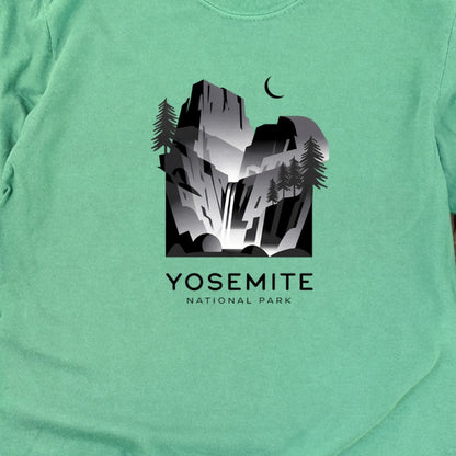 Yosemite National Park Noir Cotton Long Sleeve
