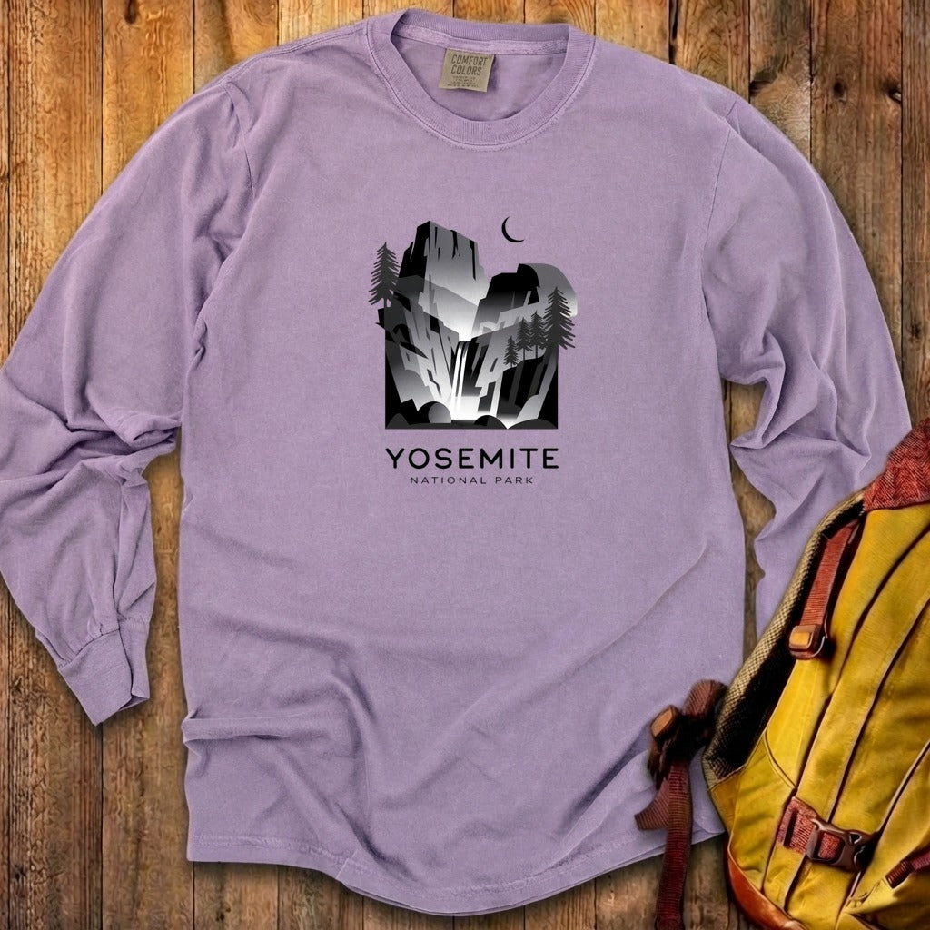Yosemite National Park Noir Cotton Long Sleeve
