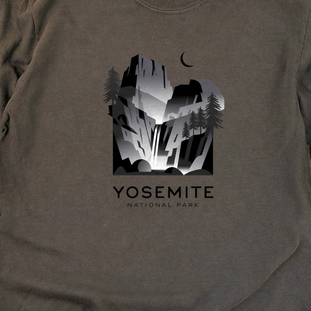 Yosemite National Park Noir Cotton Long Sleeve