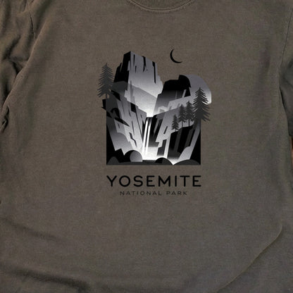 Yosemite National Park Noir Cotton Long Sleeve